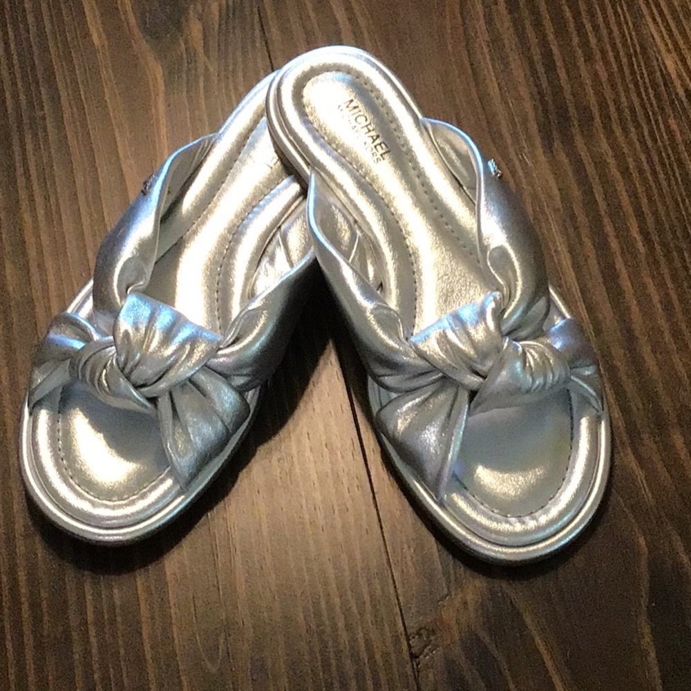 Michael Kors Silver Elena criss cross leather slides
